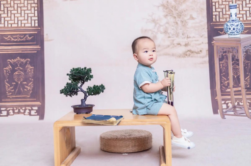 谷城宝宝自闭症的早期症状